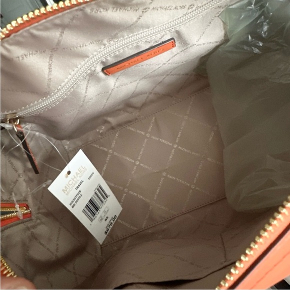 NWT NIP Michael Kors MK Jet Set Travel Medium Duffle Bag Satchel Poppy Orange - Picture 8 of 8